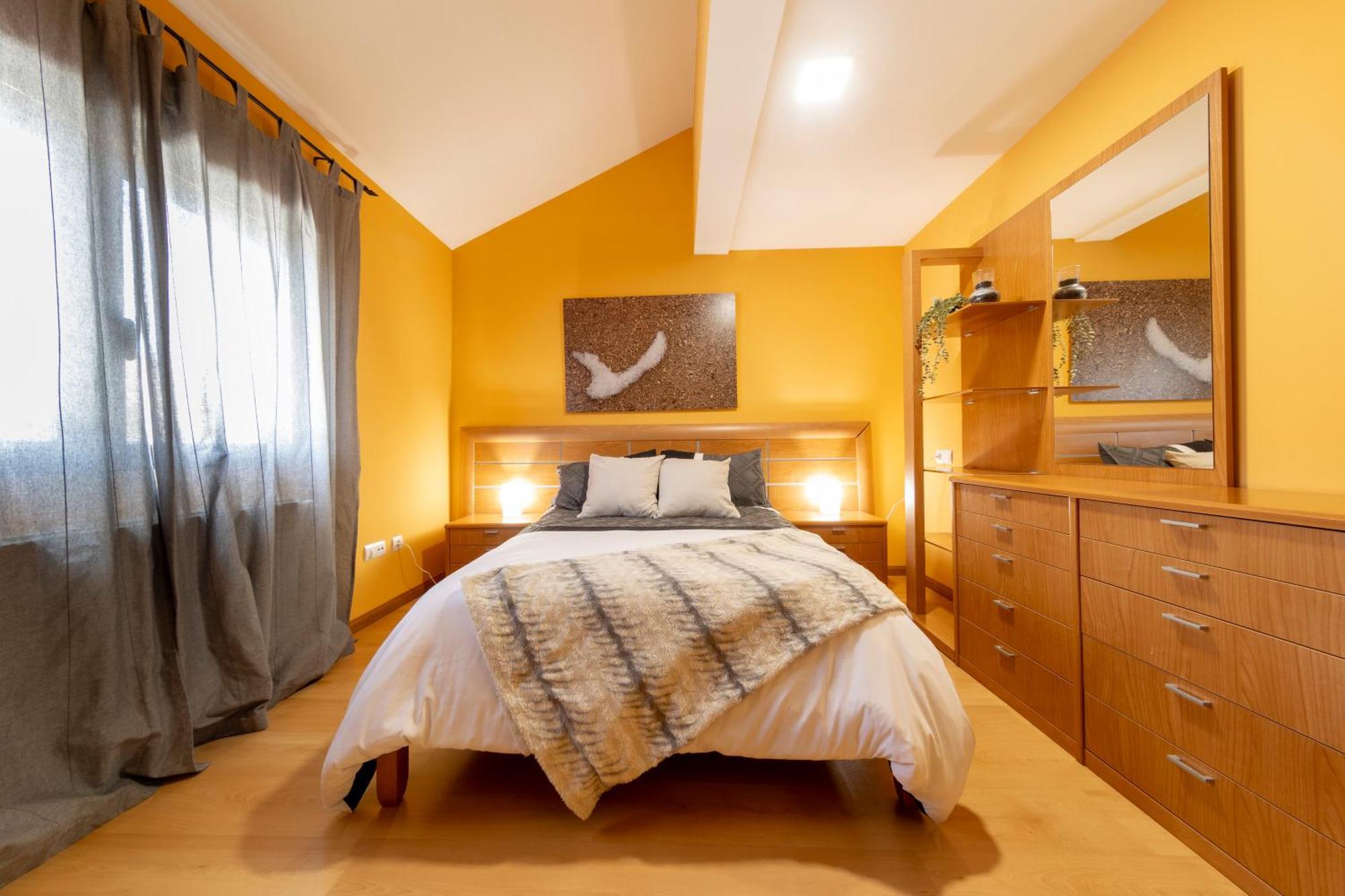 אל בורגו דל אוסמה Atico Duplex Calle Mayor מראה חיצוני תמונה