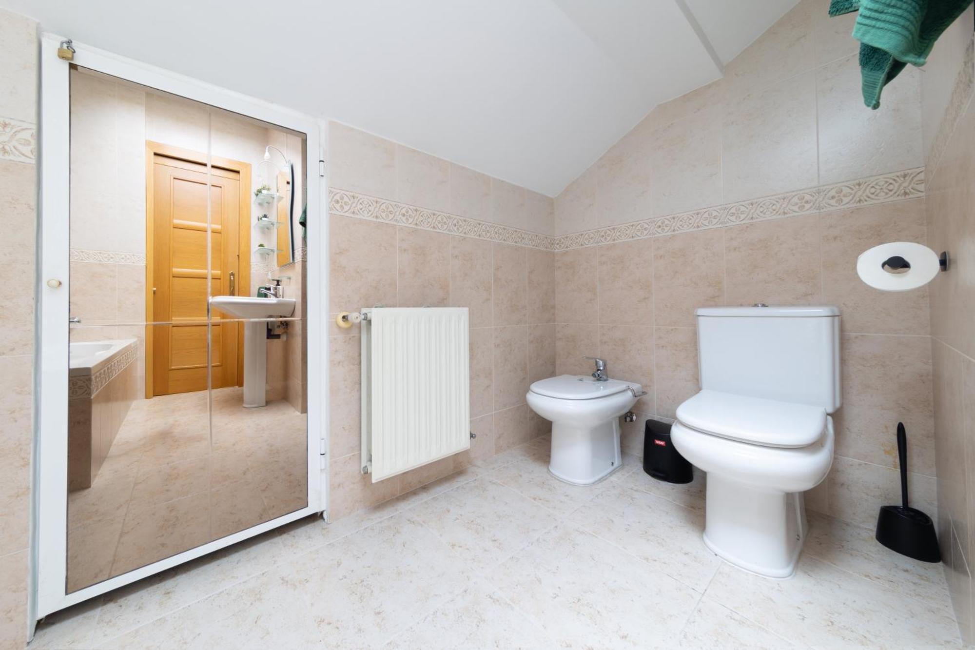 אל בורגו דל אוסמה Atico Duplex Calle Mayor מראה חיצוני תמונה